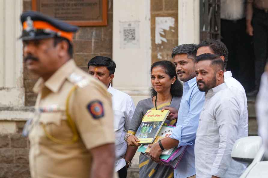 Rohit Pawar at ED office