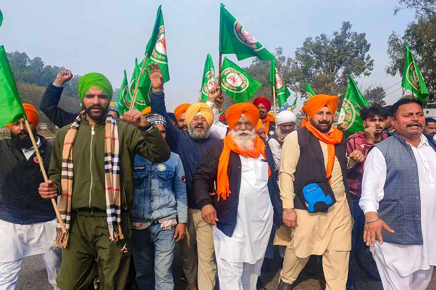 Farmers' march: Farmers at Punjab border