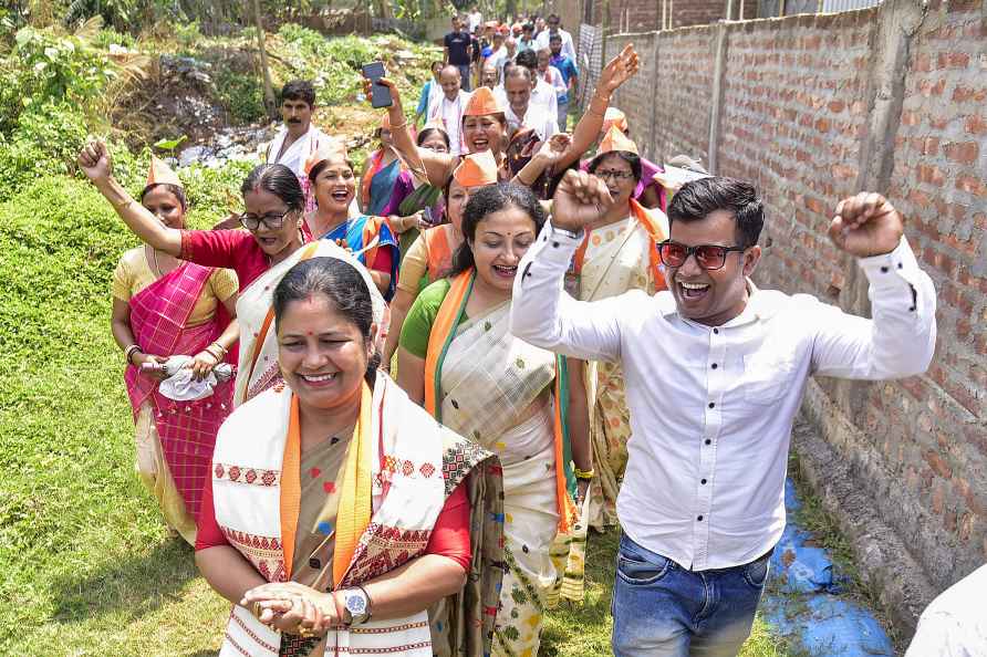 Bijuli Medhi Kalita campaigns for LS polls