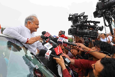 'Public faith in govt education is crumbling': Gehlot on 8.4 lakh student dropouts